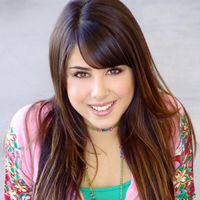 http://starrymag.com/uploads/DaniellaMonet.jpg