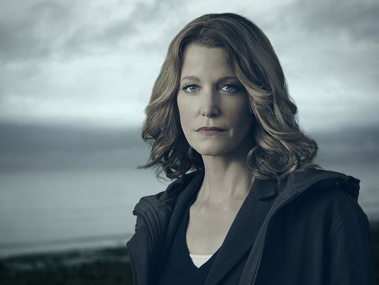 Anna Gunn – Gracepoint