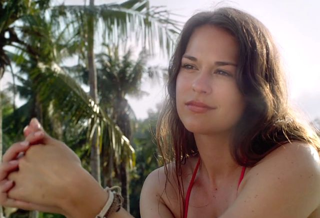 Rachel Hendrix – The Perfect Wave