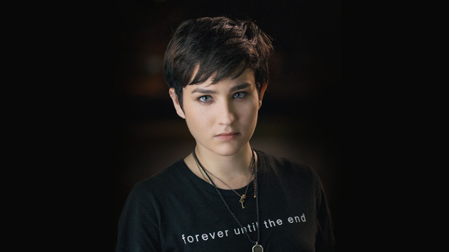 Bex Taylor-Klaus – Scream