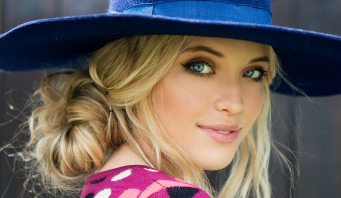 Lauren Taylor – Best Friends Whenever