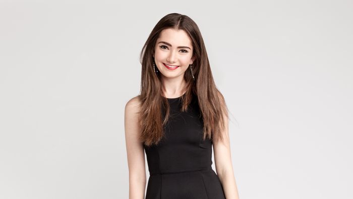 Emily Robinson – Transparent