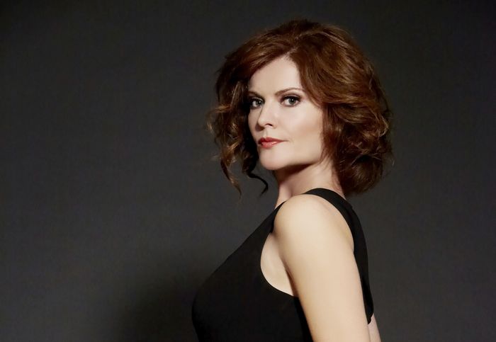 Rebecca Wisocky – Devious Maids