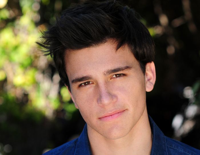 Kalama Epstein – The Fosters