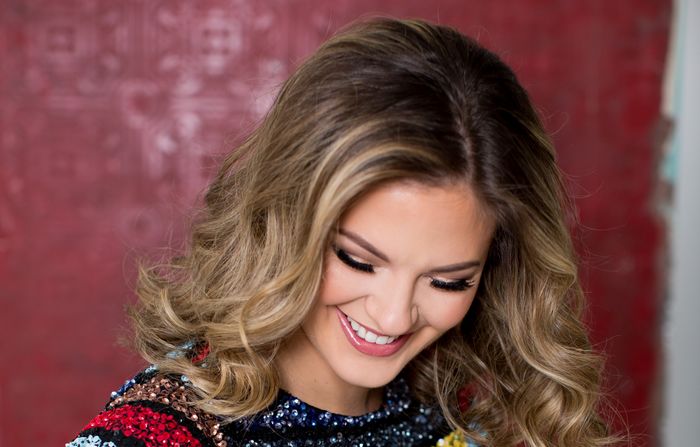 Ayla Brown – Take Your Name