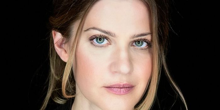 Tammy Gillis – Siren