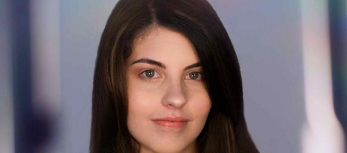 Maggie Schneider – Tinted Glasses