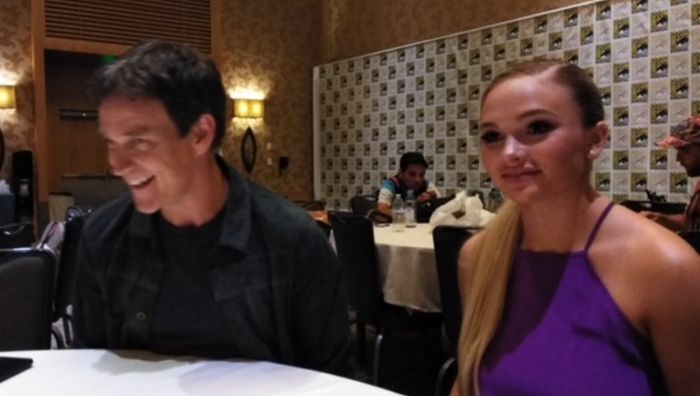 Stephen Moyer & Natalie Alyn Lind – The Gifted – Comic Con 2018