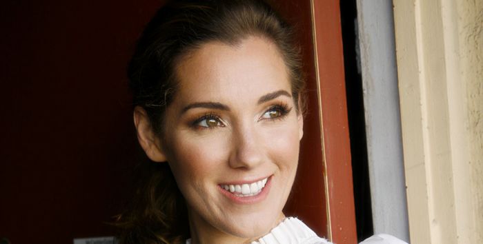 Carly Craig – Sideswiped