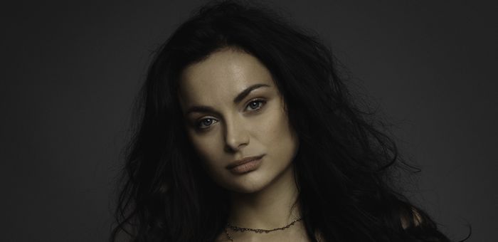 Christina Ochoa – A Million Little Things