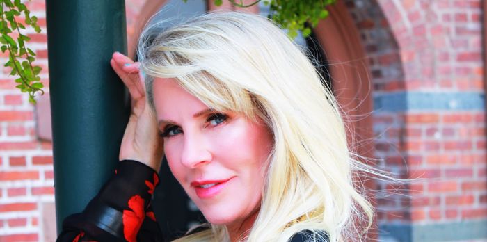 Kim Cameron & Side FX – Carpe Musicam