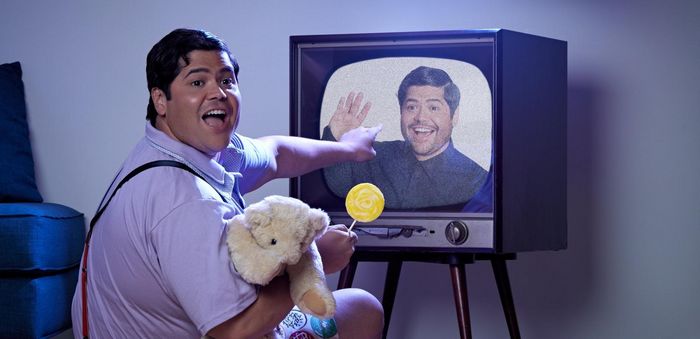 Harvey Guillén – What We Do in the Shadows