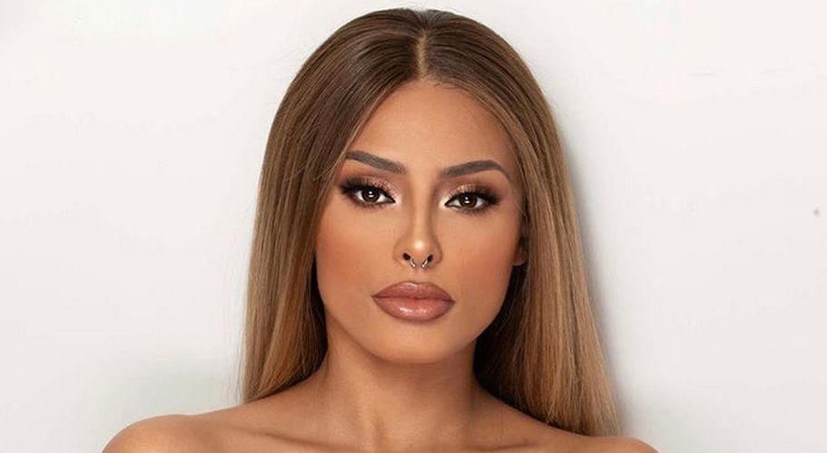 Isabel Bedoya – Make Me Over Make Me Under