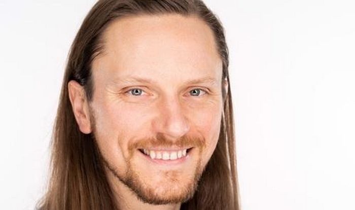 Joshua Mikel – Stuber