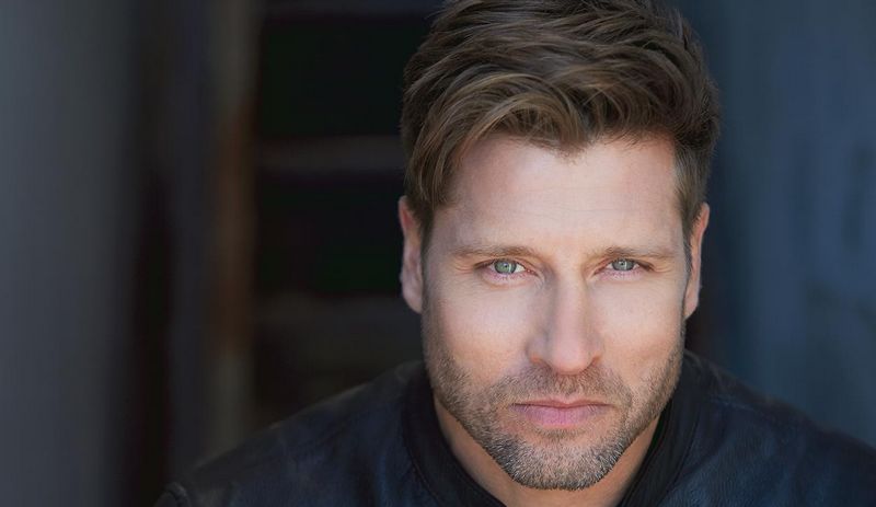 Damon Runyan – The Cheerleader Escort