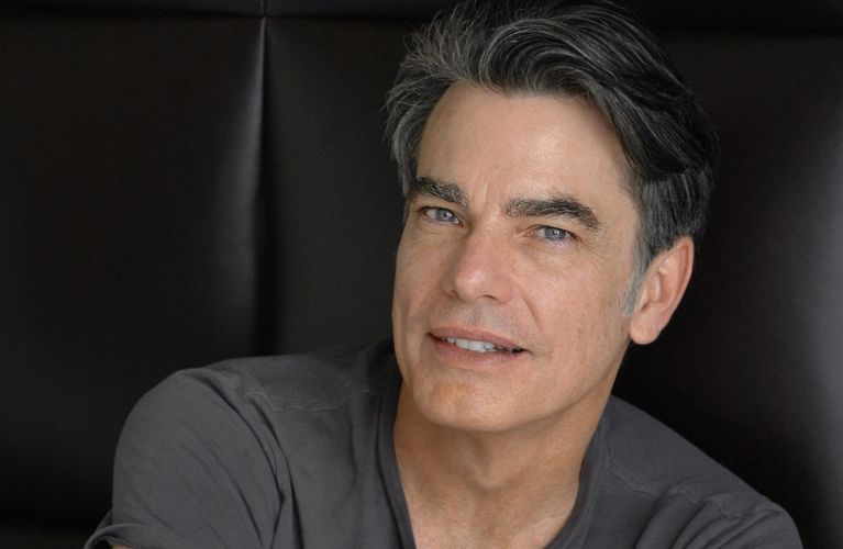 Peter Gallagher – Zoey’s Extraordinary Playlist