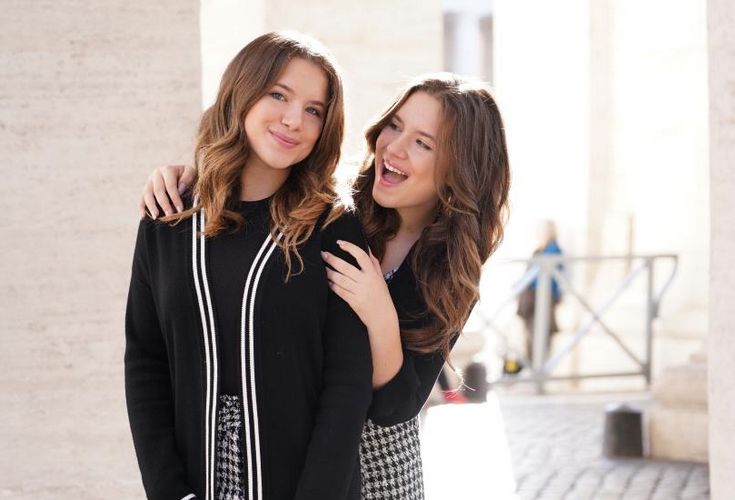 Bianca & Chiara D’Ambrosio – yA