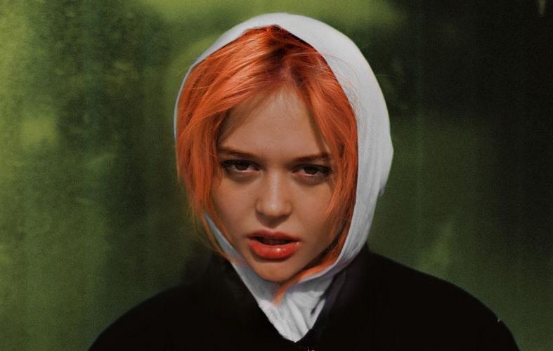 Emily Lind – Castles