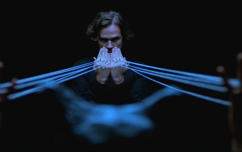 Kris Kelly – Runaways