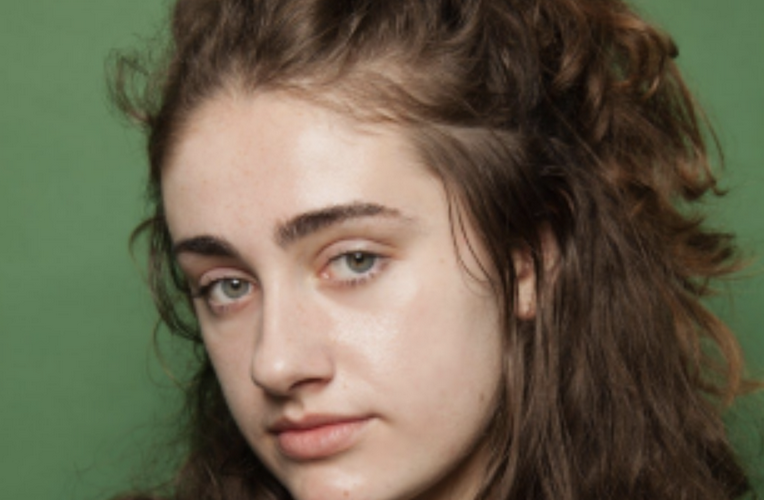 Rachel Sennott – Tahara