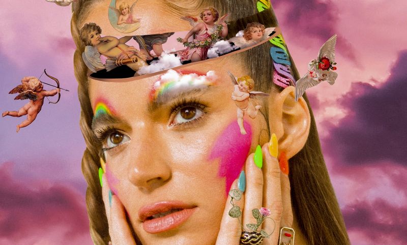 Molly Moore – Voice on the Internet