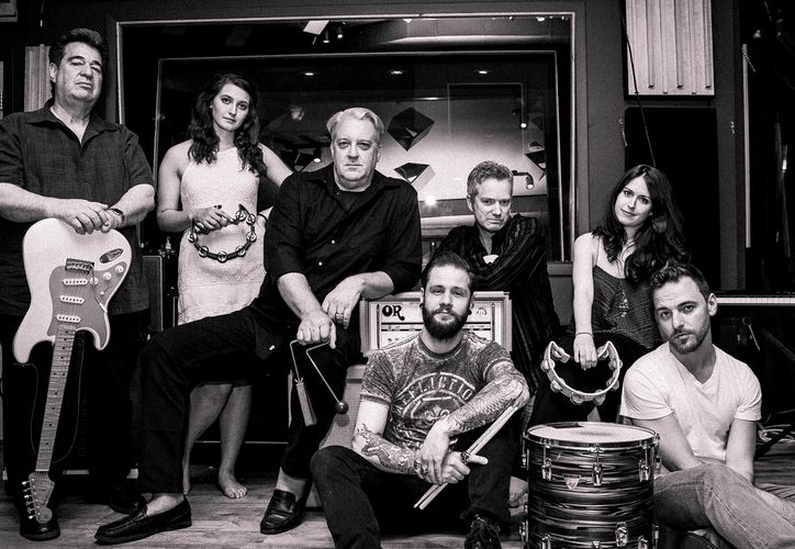 The High Plains Drifters – Santa! Bring My Girlfriend Back!