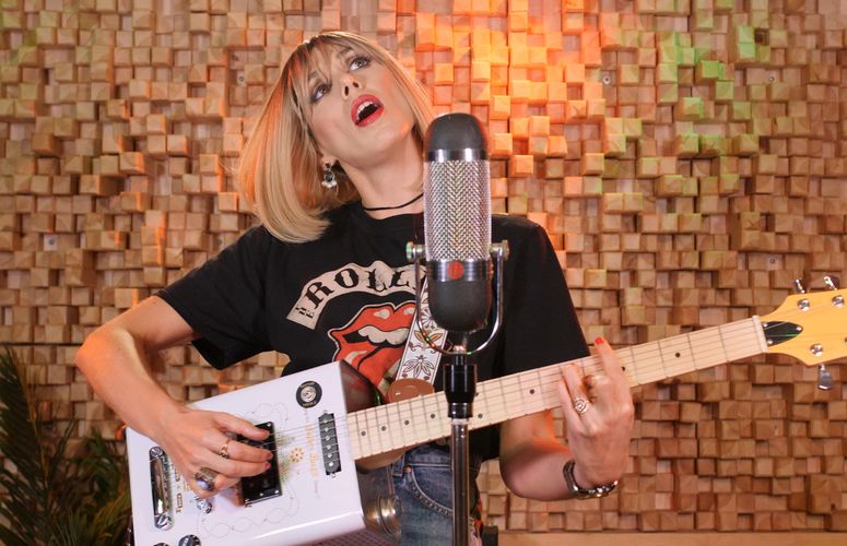 Logan J Parker – Sweet Songs of Love