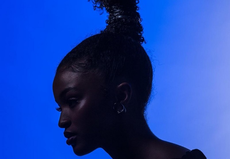 Mikayla Gilles – Away