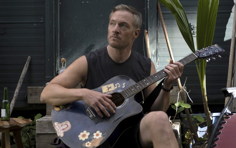 Tahmoh Penikett – Circle of Deception