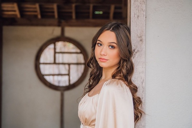 Laine Lonero – How Far