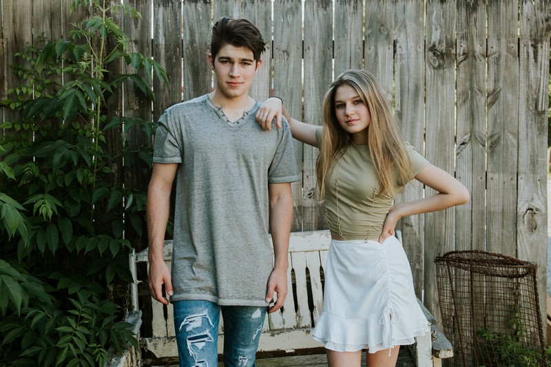 Juna N Joey – Something Good to Miss