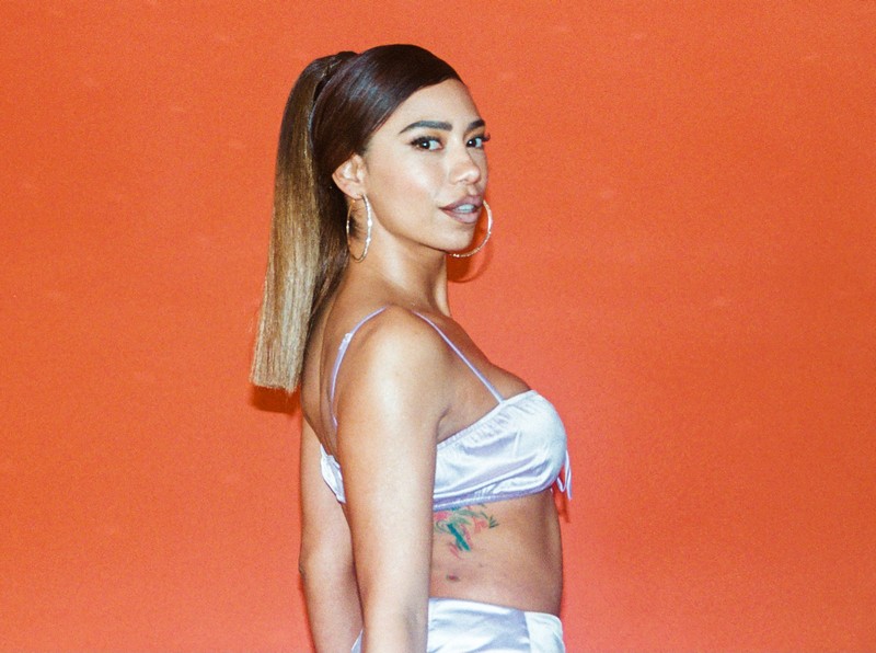 Amy Correa Bell – Fuck It I’m Good