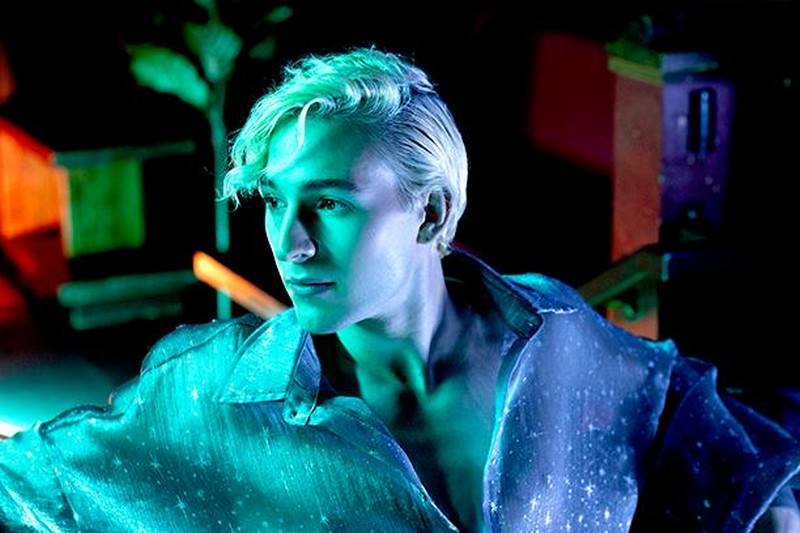 Andrew Cassara – Gimme More Bass