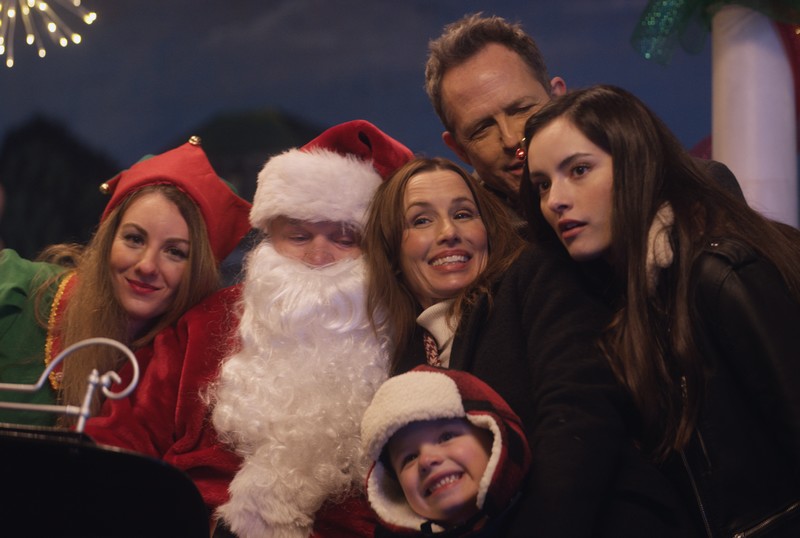 Shawnee Smith and Dean Winters – Christmas vs. The Walters
