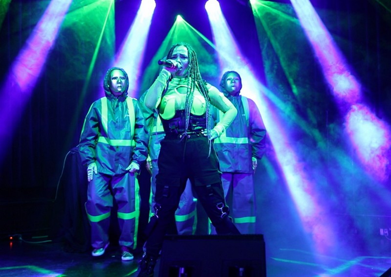 Lil MC – Femme Frequency