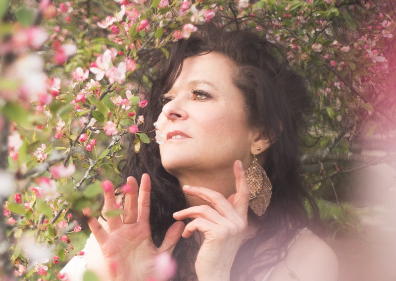 Carolee Rainey – The Wild Concert Unplugged