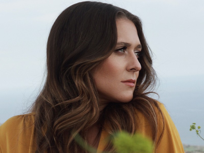 Courtney Cole – Down to Earth