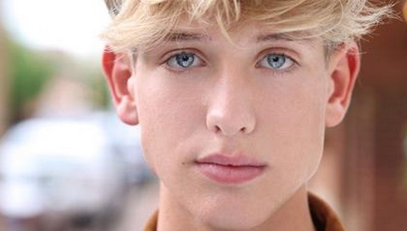 Jake Satow – The Dropout