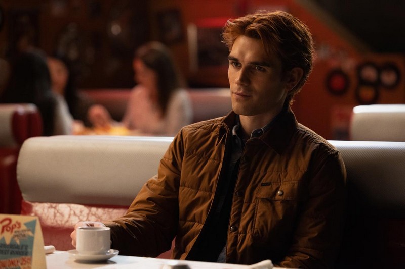 Riverdale – Chapter One Hundred and Eleven: Blue Collar