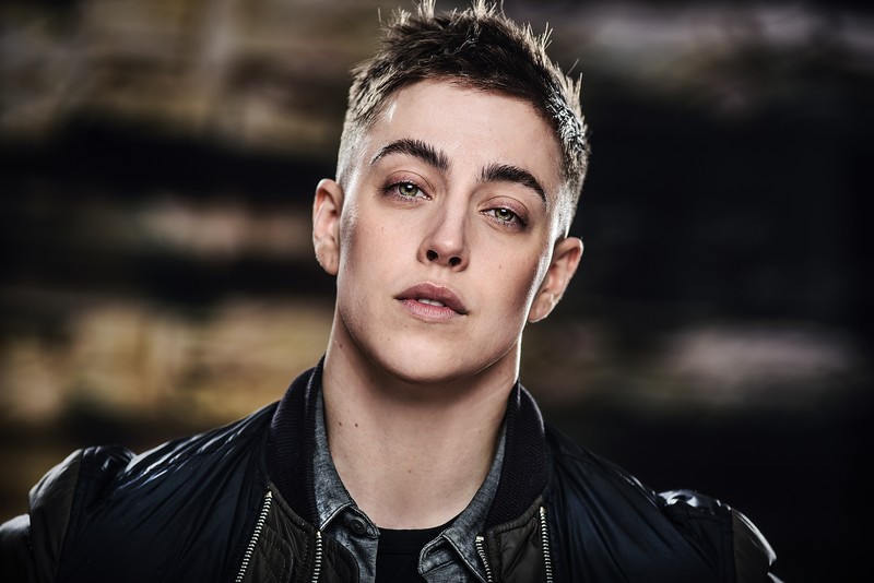 Ess Hödlmoser – Motherland: Fort Salem