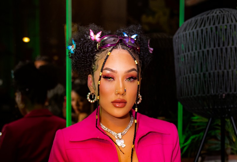 Pisceze – Red Handed