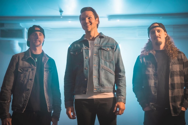 Adelitas Way – New Era