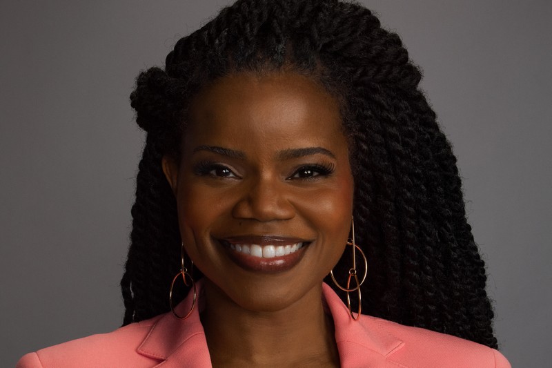 Kelly Jenrette – All American: Homecoming