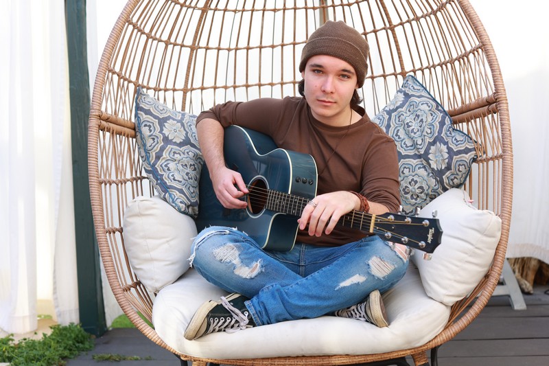 Dalton Cyr – Happy