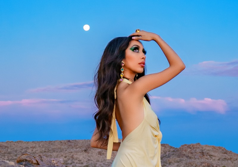 Alisun – Around the World