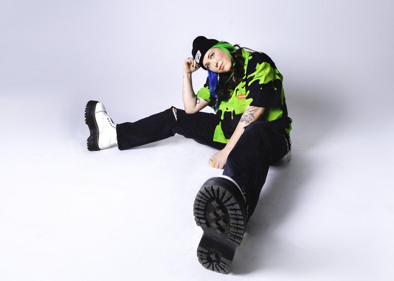 L E A – Happy Never Ending