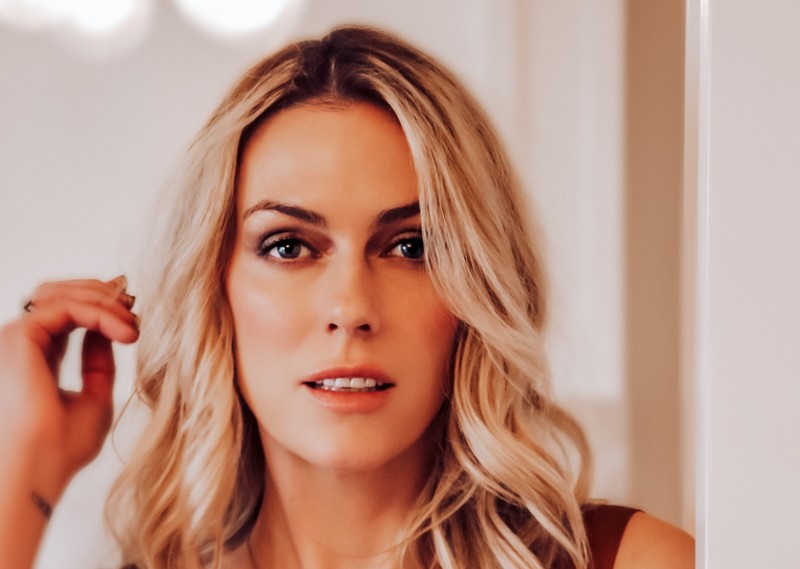 Noelle Toland – LIMBO