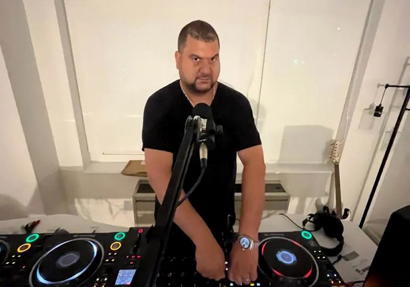 illectronic – Victory