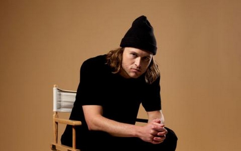 DYLVN – Tell Them Stories