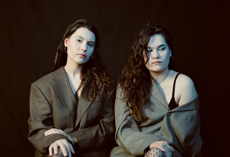 Lily & Madeleine – Nite Swim